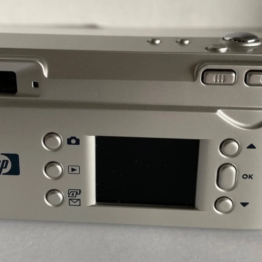 HP  3.1MP 435 digital camera